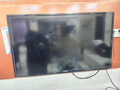 Original Samsung 40" LED TV - Excellent Condition