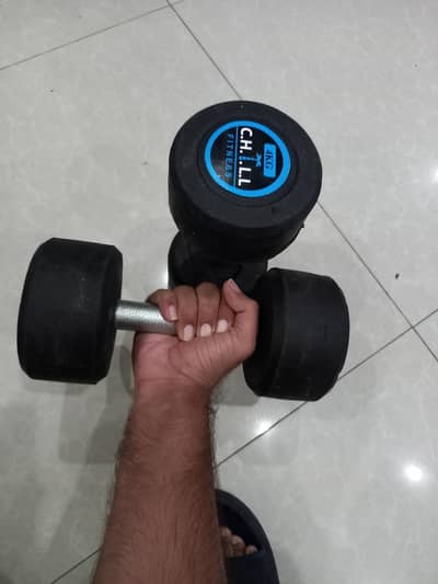 4kg dumbbells pair with rubber coating