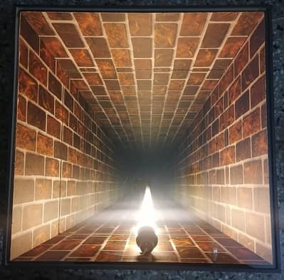 Infinity Illusion Table