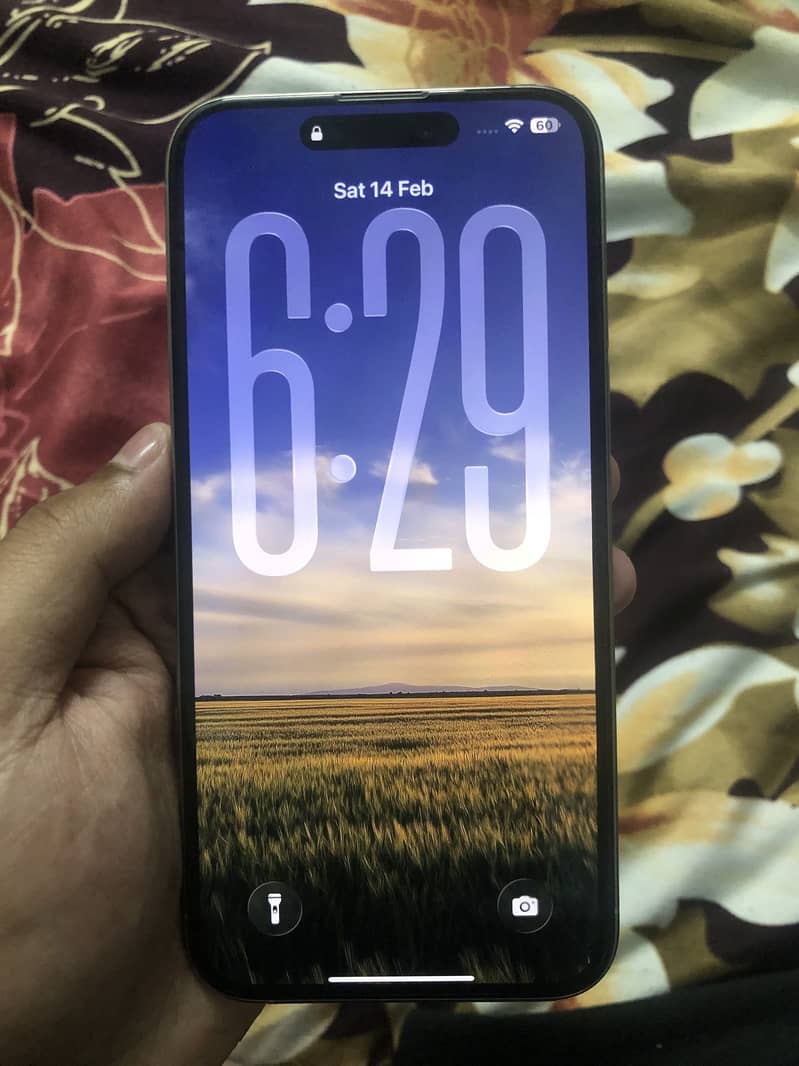 Iphone 15 pro max 2