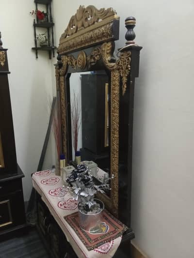 1 pce bertun Almari 1pce singhar mirror