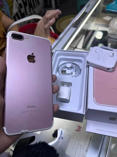 iphone 7 plus 128 GB my WhatsApp number 03 25 022 67 56