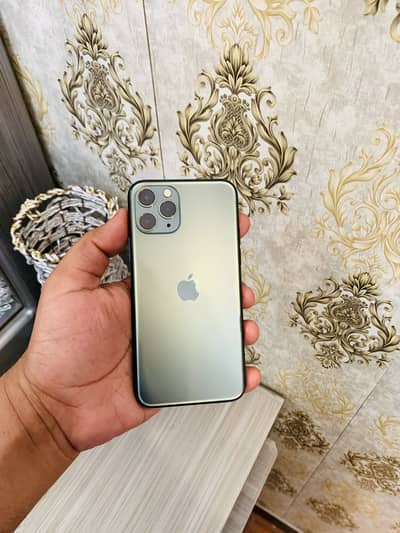 iPhone 11 pro 256gb pta approved urgent sale