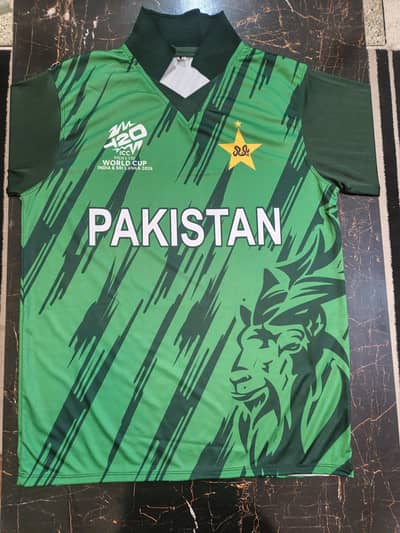 T20 WC Pakistan jersey for urgent sale
