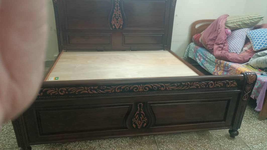 Solid Sheesham Wood Bed Set 1