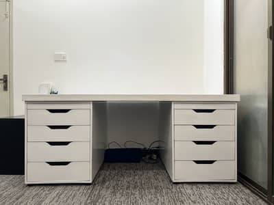 Ikea Inspired High Quality Large Office/Gaming Table