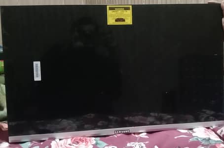 Chin Led 32 inch only 1 month use