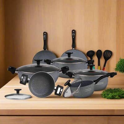 Non stick cookware 15 pcs  High quality