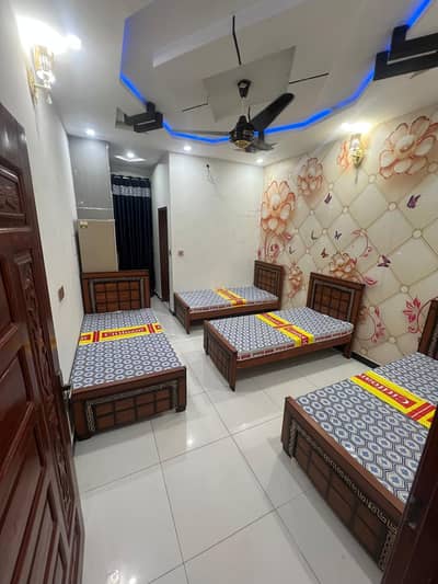 one , Two Three and Four (1, 2, 3, 4) single and sharing room availab