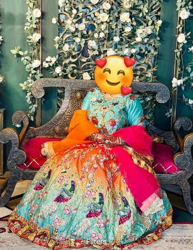 bridal mehndi lehnga