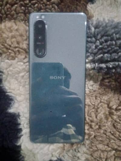 sony Xperia 5 mark 3,,,,,,,8/128 GB AMOLED display