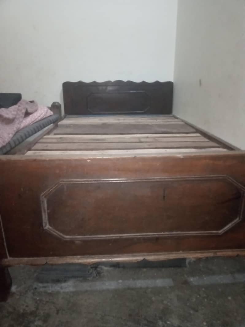 single bed 0