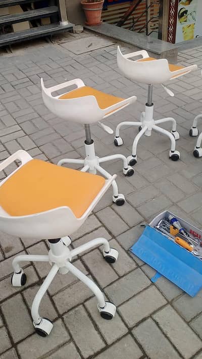 new chairs thaiwan made