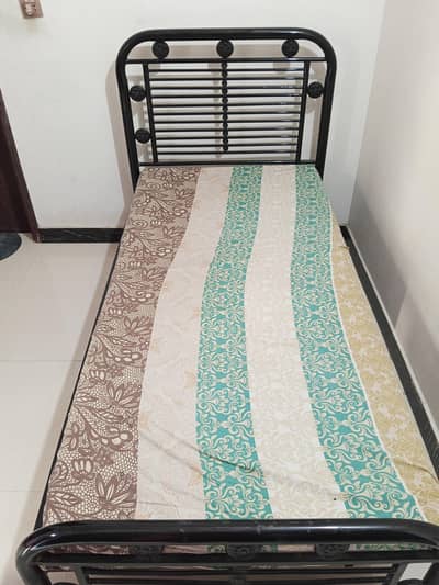Urgent bed sell