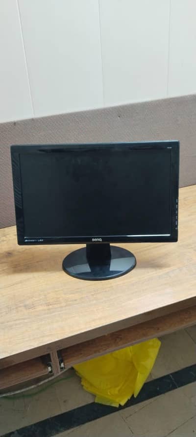 19 inch lcd