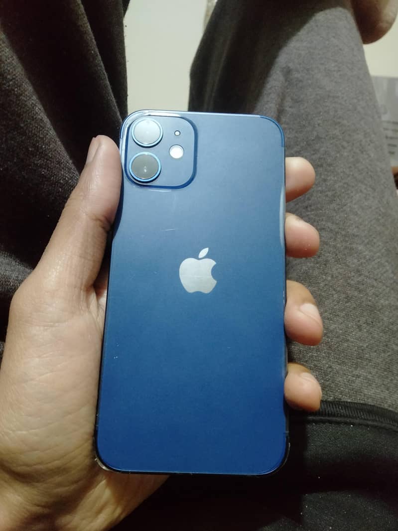 iPhone 12 mini 3