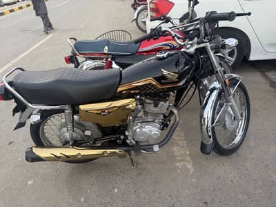 Honda 125 gold special edition