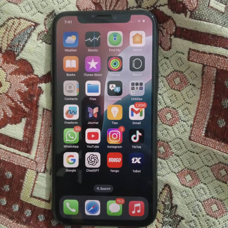 iphone 11 pro 4