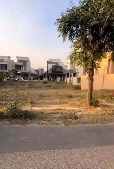 Plot No- 576 Block E - 5 Marla Top Location In Phase 9 Town DHA Lahore For Urgent Sale