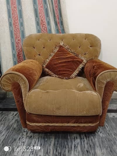 sofa set 10/9.5 condition