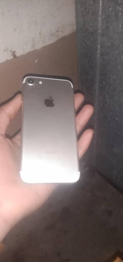 iphone 7 factory unlock all ok white color