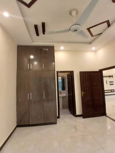 For Rent Rawalpindi Bahria Town Phase 8  Abubkar Block 7 Marla Corner Upper Portion