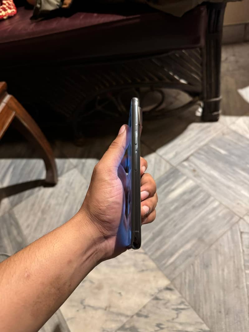 google pixel 8 pro 4