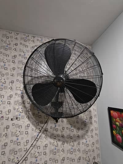 30 inch mega bracket fan