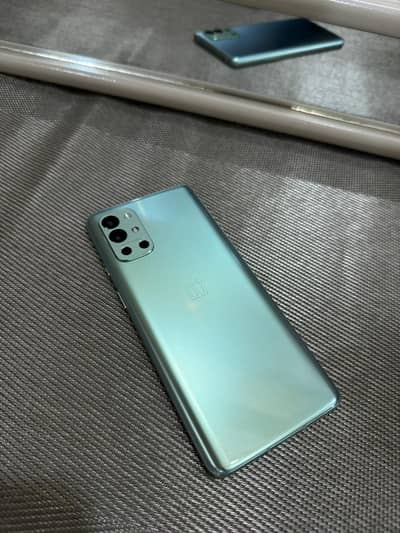 OnePlus 9R