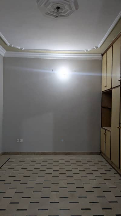 GROUND FLOOR PORTION FOR RENT