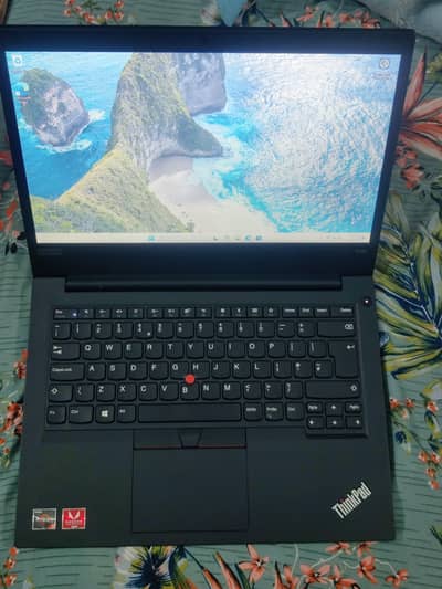 Lenovo Ryzen-3 3200U 8GB DDR4 RAM 256GB-NVMe 2GB Graphic Card 14" LED