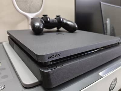 PlayStation 4 (PS4) 500GB + 15 Games | Excellent Condition