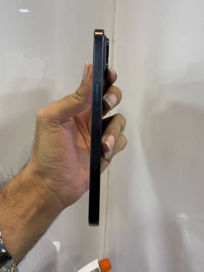 I phone 15 pro max 256gb JV