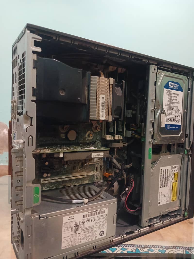 computer full ; Gaming PC 0