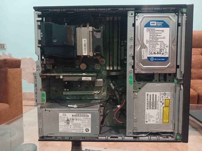 computer full ; Gaming PC 1