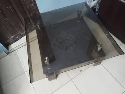 Coffee Table Sofa Table Needs some repair