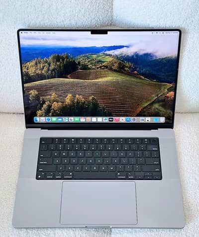 MacBook pro M1 2021  16" | 14" Both