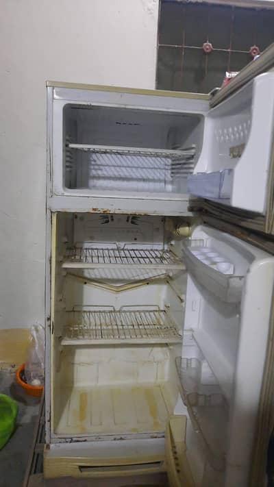 fridg for sale 0302 4262568