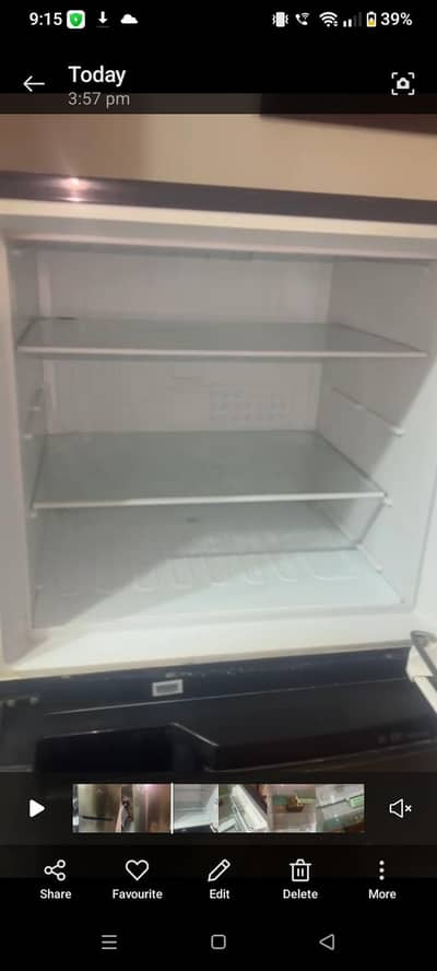 Dawlance medium size  frige