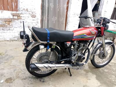 Honda 125 cc bike for sale WhatsApp number 0325=079=95=70