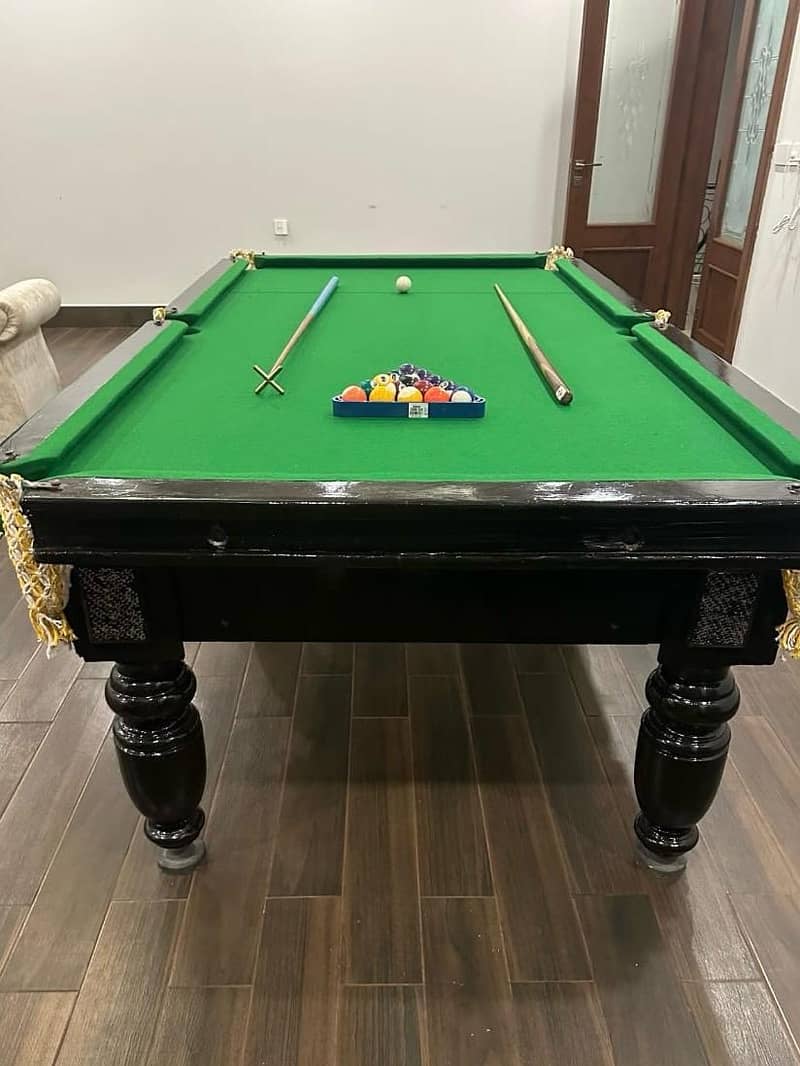 8 ball pool table 0
