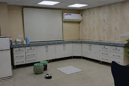 Modern Marble-Top Corner Counter – Ideal for Clinics & Offices