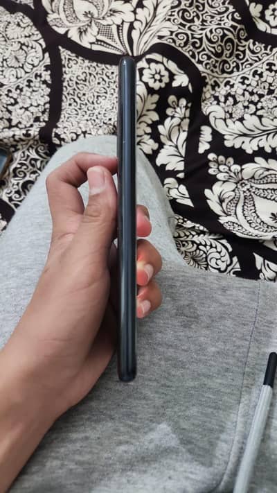 MI 11t 10/10 condition exchange possible