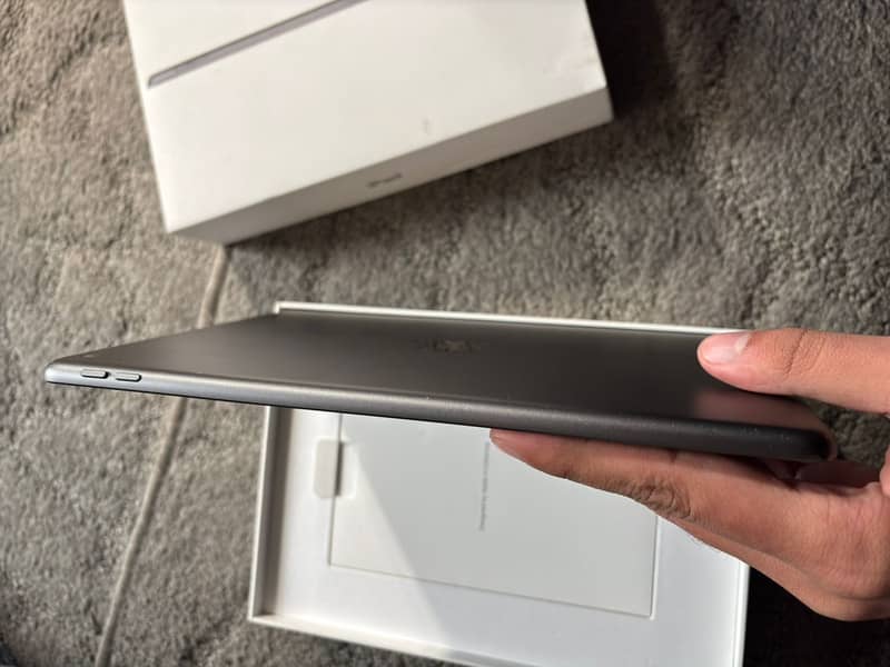 Ipad 9th generation 64gb 1