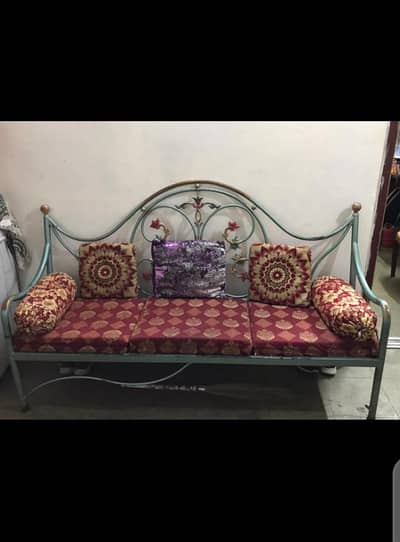 ROOD IRON SOFA SET