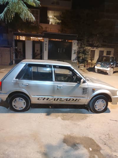 Charade 1986 --1987-excellent condition