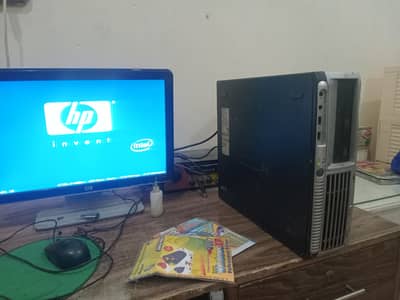 Antique Piece HP Desktop Core2dua 2.14GHz 4/128  with 2 disc Xp/7 Win