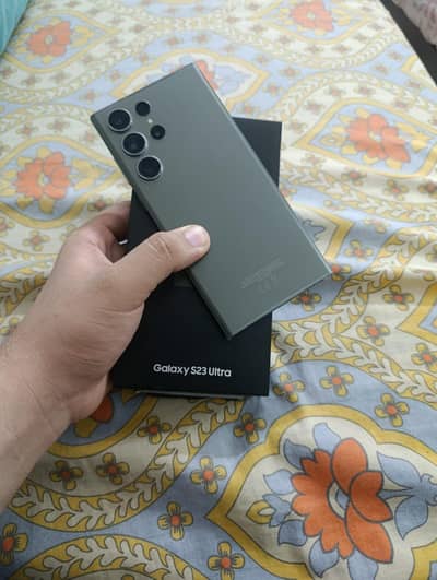 s23 ultra with box