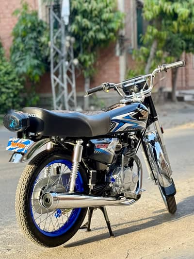 Honda 125 Just Like brand new 2600 km Driven only