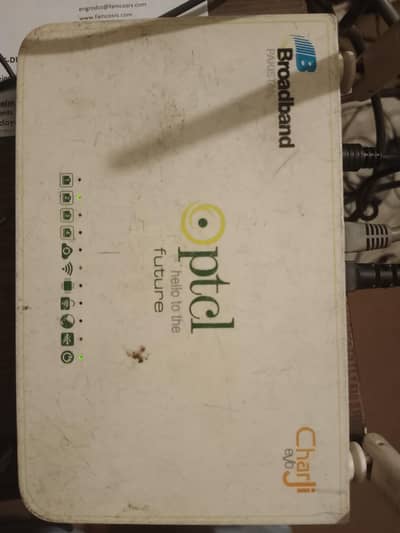 Tenda router with adapter